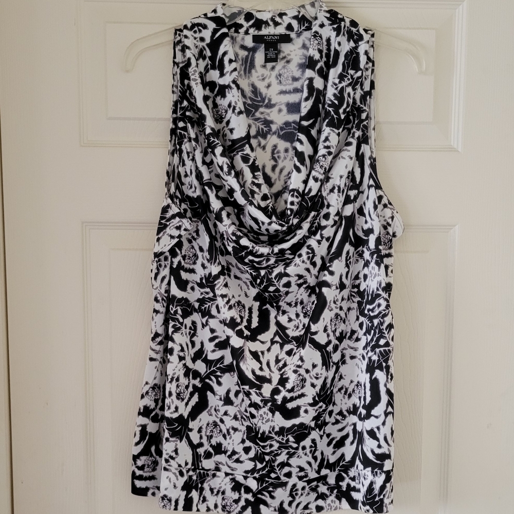 Alfani Black/White Draped Neckline Blouse ~ Size 2X